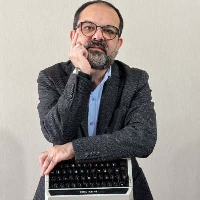 Posttruth-Hece-MinikaGo-Kuşluk ▫️Gazeteci▫️TYBKonya Şube Başkanı 2012-2016 ▫️HerAyrılıkBirAşk-DörtMevsimDörtYaprak-Menteşe'dekiMuğla-Keykubad-Kurganlar-Arasta