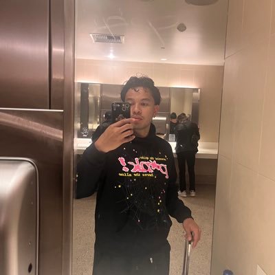 cldrnmrcs2's profile picture. 