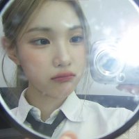 eii 𖹭 (@jueuniesm) 's Twitter Profile