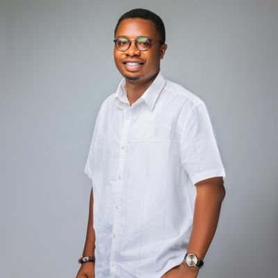 61st President @src_ucc || 61st @ATL_1962 President || Proud MARINER💙 || Student Optometrist || PERSCOBA || Leadership of service || Nyame_nsa_wom