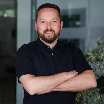 Your Growth Partner | Performance Marketing I Scaled Multiple #DTC Brands to 8-9 fig I Let's talk FB Ads I CEO @FlatCircleAds 🔥🚀 ➡️Read my Pinned Tweet