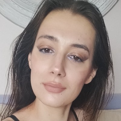 I'm Julia Hunt… always on the hunt for something naughty 😏
Wanna know where I play, flirt and maybe… misbehave? 💌 It's all one click away. https://t.co/JJ4wVX6heW