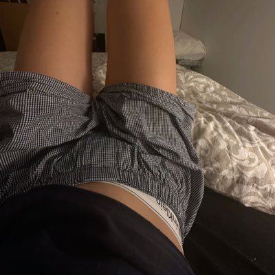 uuuuseee's profile picture. My dear diary