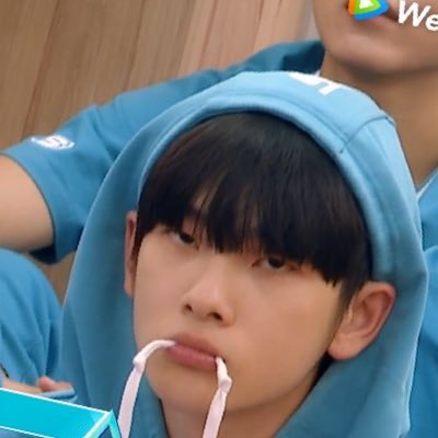 hxrris_n's profile picture. หน้าหมวยเสียงหล่อ 〈160〉⇨Intp