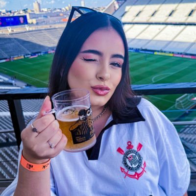 @corinthians | zona leste | pokas ideia | insta: @avitoriaduarte