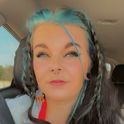 MSapphiree's profile picture. 31.✨Spoiled Southern Brat✨$31 tribute ✨ https://t.co/HhOusDfkdF