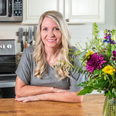 Food lover, doggy mom and blogger at https://t.co/dgkGnGGTkp Join me on Facebook! https://t.co/p1P9oIAIou