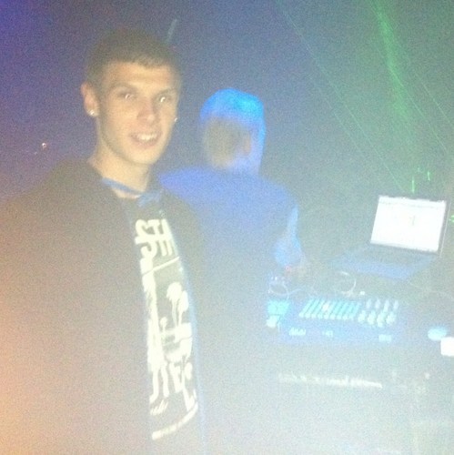 Skeefy_T's profile picture. If I could rap; I'd be a rapper