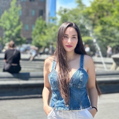 DhandaRodrigues's profile picture. Stay strong