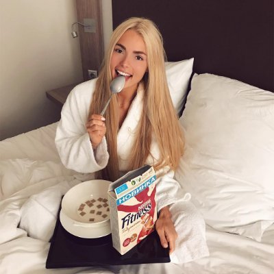 Diana145687's profile picture. Keep it mysterious, yet approachable.
“Quietly creating my own adventure.