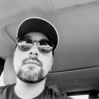 Dork, nerd AND geek. Dad. Husband. Cancer survivor. Awkward. Tortured Mets fan. Not that great, but not particularly awful. Pun always intended. 👻: keud12