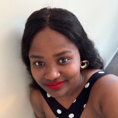 agola_dorine's profile picture. nurse,sgc,novel addict ,jesse ward is my hero @manutd fan