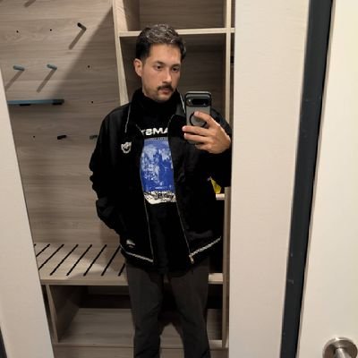 32. 🌹🇲🇽🇺🇸
I'm mostly joking.
B.S. Cell & Molecular Biology