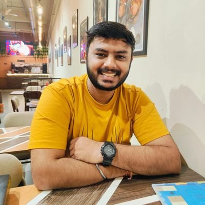 You will find me talking about content, SEO and anime.