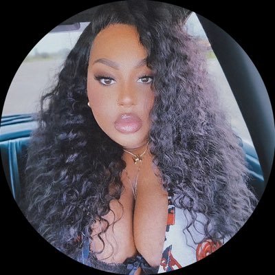 “ꜱʜᴇ ᴡᴀꜱ ᴛᴏᴏ ᴍᴜᴄʜ ᴏꜰ ᴀ ᴡᴀʀʀɪᴏʀ ᴛᴏ ʙᴇ ᴄᴏɴꜱɪᴅᴇʀᴇᴅ ᴀ ᴘʀɪɴᴄᴇꜱꜱ. ꜱʜᴇ ɴᴇᴠᴇʀ ᴄᴀʀᴇᴅ ꜰᴏʀ ᴛʜᴇ ᴄʀᴏᴡɴ ꜱʜᴇ ᴘʀᴇꜰᴇʀʀᴇᴅ ᴀ ꜱᴡᴏʀᴅ” -ʀ.ʜ. ꜱɪɴ 🤍