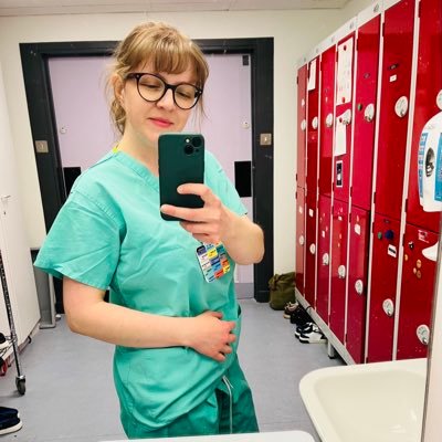 NQ Adult Theatre Nurse 👩🏻⚕️ 🎙 👩🏻💻 RCN StN of Year 2024 🏆 ND Advocate☂️Founder of @sunn_project ☀️ @UA_aberdeen 🎵 Proud 2 be neurodivergent 👩🏻💻🎙️