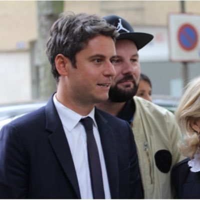Coiffeur , militant , responsable logistique Renaissance (61) animateur comité d’Alençon , vice président de l’asso réunionnaise Paille en Queue 61🇫🇷🇷🇪🇪🇺