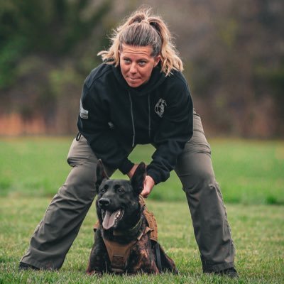 LauraDawn630's profile picture. The Truth is Out There✌🏻🛸👻