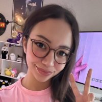 waifunomi (@waifucakez) 's Twitter Profile