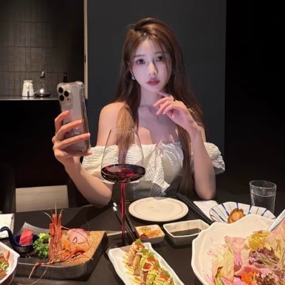 baoding147's profile picture. 保定🌙联系 没有定金 见面联系 18岁妹妹24h在线 ✈️https://t.co/MyBrbDggmQ Q 3813310442 🧚🏻‍♀️