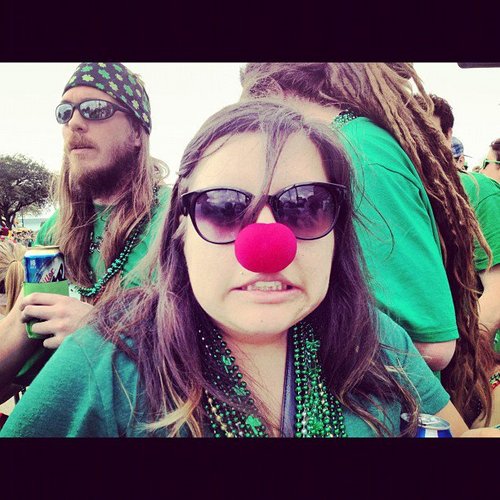 HeyItsMeKaren's profile picture. Laughter is my specialty.