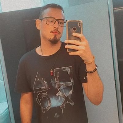 gomzplanet's profile picture. 25Y

Life is to short to Care.