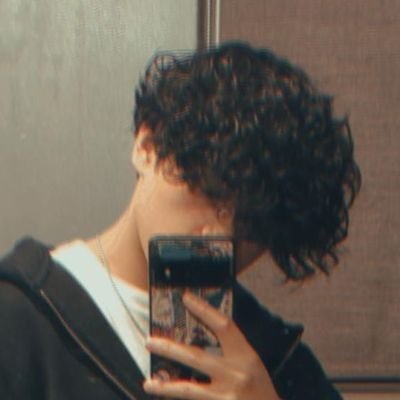 YRLCarl0s's profile picture. 🎵