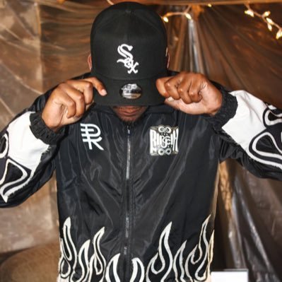 Artist Long live dem members and Free all da bros #SG #FREEHEADGANG #BITCHSTOPPLAYIN