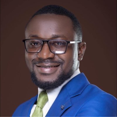 Père, journaliste, MC, Coach en art oratoire, CM, CEO Festival de la N’sele ; event planner Premium Consulting/Coms Event Owner & Visit Muanda GSO! Voix off !
