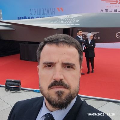 suhanni_'s profile picture. MGK Gn. Skrt. Eski Danışmanı