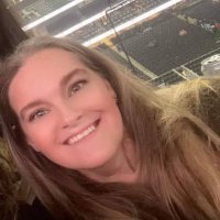 Elizabeth S. (@eliznoelle) 's Twitter Profile