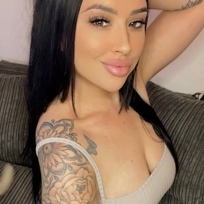 #XRP IS LIFE The law of attraction MyWife Message for promos • Subscribe to help my dreams come true please A TG:Nadee_est97 NFA DYOR🤍