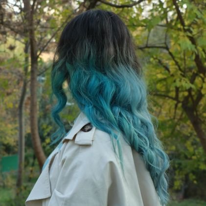 el96mo's profile picture. کیستم؟ یک تکه تنهایی
چیستم؟ یک پیله دل تنگی

☁️ابروفیل☁️