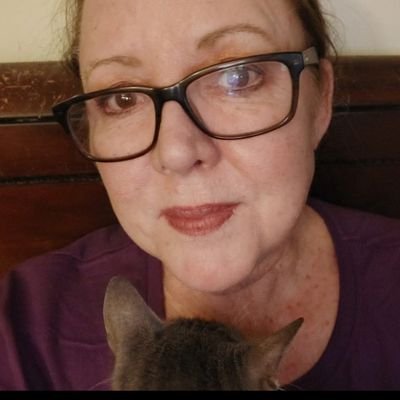 Freelance rap/hip hop Social Media consultant & AI prompter & content curator, NFT creator. She/her.