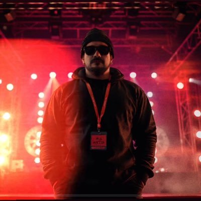 🇳🇮Nicaraguan in The Netherlands 🇳🇱 🐺 | Designer & Event Producer | Concerts & Live Shows 🏟🎸 | Record, Mix and Master | Dystopia Studio 🎤