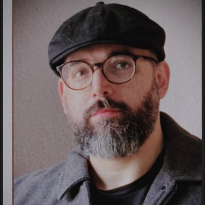Photojournalist, Visual storyteller, Painter & Writer. POYi & IPA awards. IG: https://t.co/SJmprxFSPg