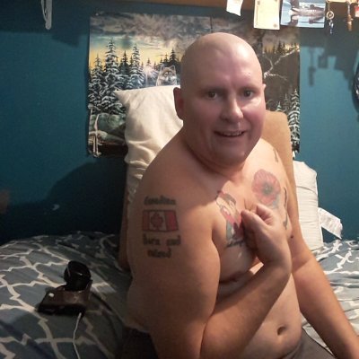 i am a proud canadian im anti maga I prefer othink of it as make america go away elbows up canada those whom ask for my money BE GONE i am single& looking