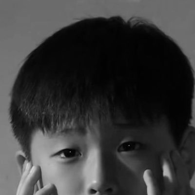 leeeeeeeeeethal's profile picture. 