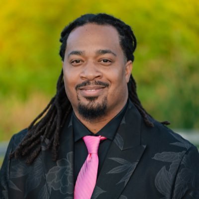 JohnTalleyIII's profile picture. 📍PHX, AZ 💍Married @celestebrielle💗#girldad 💼 Pastor 🗣 Professor, Theologian, & Writer 🌍Traveler👇🏽Website + Content