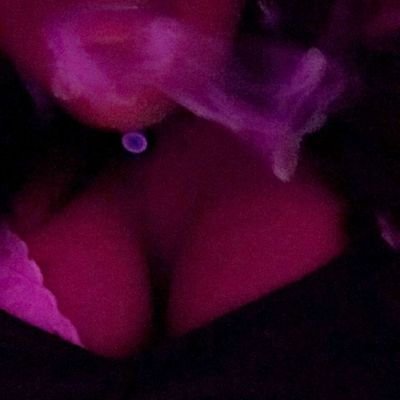 you're wallet wants me so give it to me now 💰💲
findom💕 cash app 30$ tribute
don't mess with a goddess if you can't handle it 💞