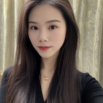 🧶🧥👗I am on here because I enjoy meeting new people and finding common interests in hopes of becoming friends