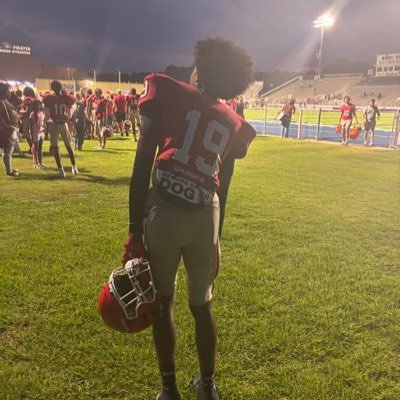 C/O 2028 I WR I 4.8 40 l Ht 6’1.5/ Wt:150 l Track/Field: High Jump I Brandon High School l Ms I 3.4 GPA I Email:JoshDylan112@gmail.com