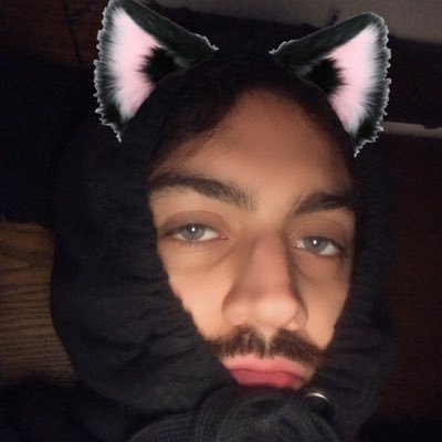 demonbbthoughts's profile picture. 🕷️ 25 🕸️ he/they 🕷️ queer 🕸️ south asian  🇵🇰🕷️