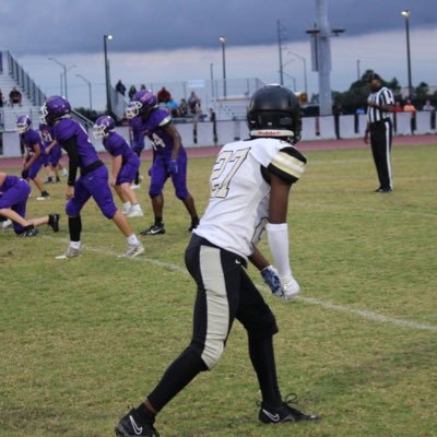 5⭐️ | Ocoee High | 6’0 145lbs | WR/ATH elginquezada777@gmail.com 4074618733