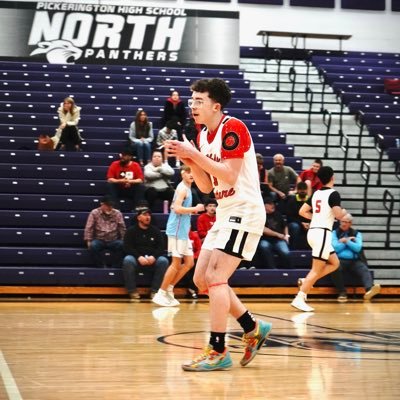5’9 2028 PG |Gahanna Lincoln HS |Email- Ads822004@yahoo.com Moms #- 740-586-9165 / Dm’s are open.