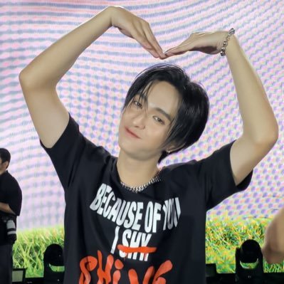 ♡ ᴄᴜ- @cucopper11 ʜᴄ- @heartchuthiwat  ♡•ᴘᴛᴄᴘᴡsᴋᴘ•♡         ☆----𝐁𝐔𝐒 𝐈𝐒 𝐓𝐖𝐄𝐋𝐕𝐄----♡