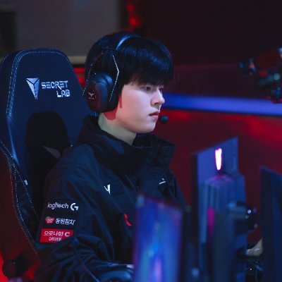 Deafth_ha's profile picture. The most important thing is the unbreakable spirit!!
Kim - Deft - Hyukkyu
In another life, I would be your fan.