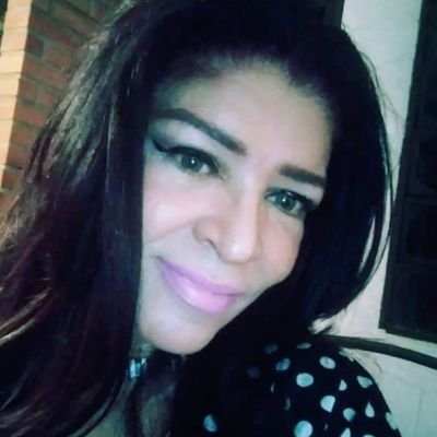 Locutor y Productor Valencia Venezuela La Voz de Tu Oído Orientado Hacia Área Crecimiento Personal. Licenciada en Contaduría Pública UC- FACES
