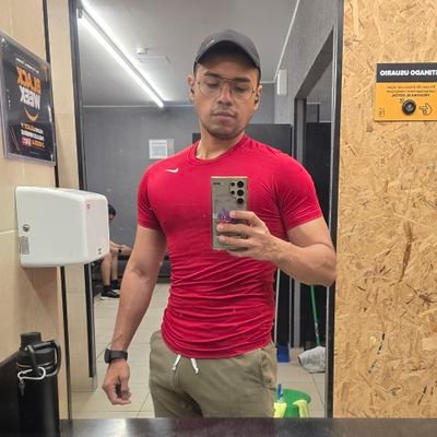 giovxnnim's profile picture. ✨️I'm walking on air.🚀🍄                                                                                 R3👨🏽‍⚕️🩺