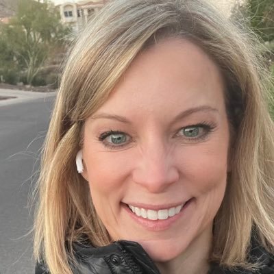 Kirstenlgunn's profile picture. 